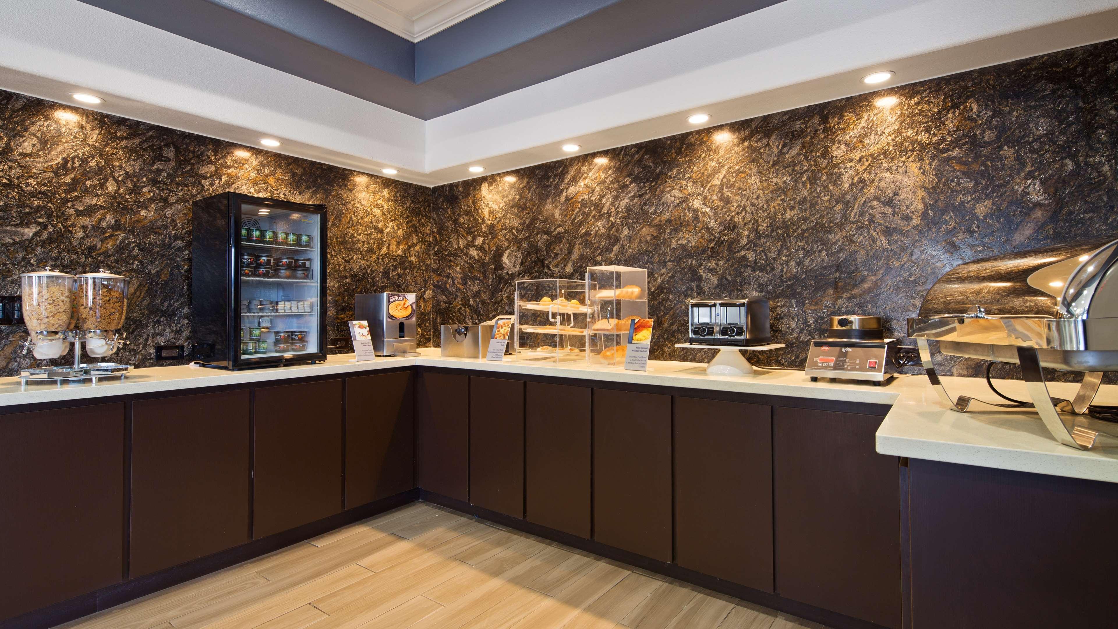 Best Western Plus North Houston Inn & Suites Exterior foto